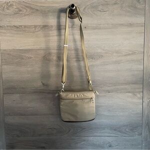 Pacsafe RFID Crossbody